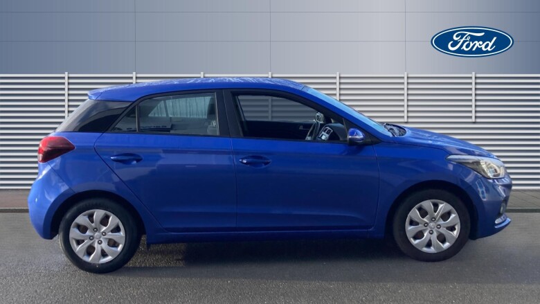 Hyundai i20 1.2 MPi S Connect 5dr Petrol Hatchback